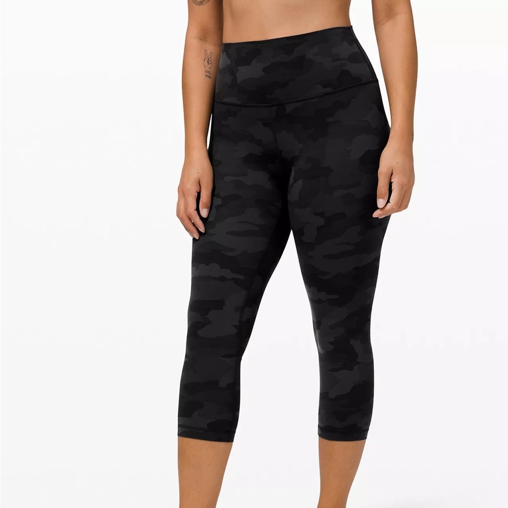 lululemon Align™ High-Rise Crop 21" Leggings (Camo Deep Coal Multi), Size 8
